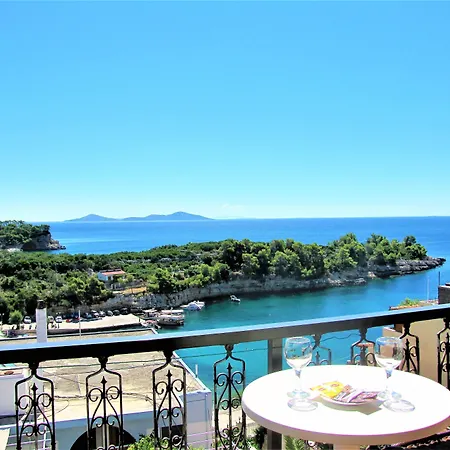 Gorgona Hotel Patitiri