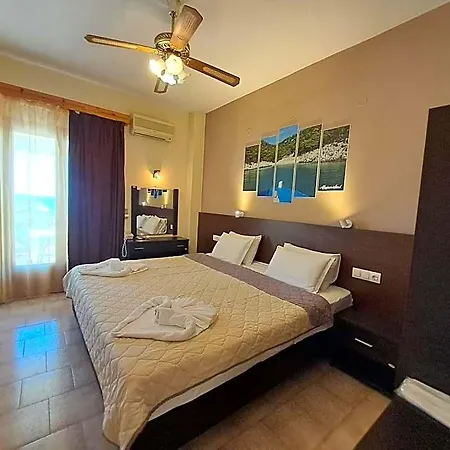 Gorgona Hotel Patitiri
