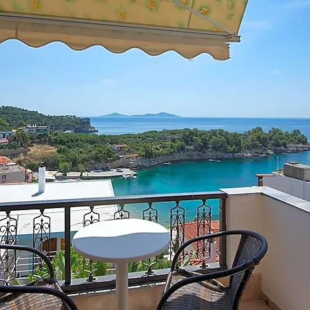Gorgona Hotel Patitiri