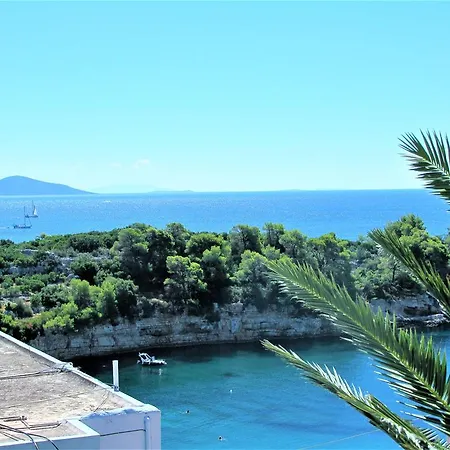 Gorgona ホテル 2*