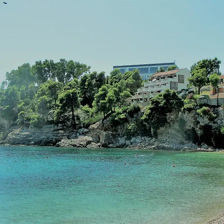 Gorgona 2* Patitiri