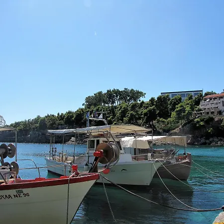 Gorgona ホテル 2*