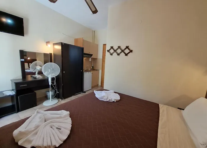 Отель Gorgona 2*